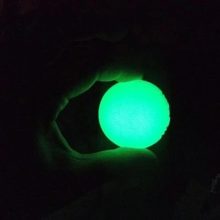 Chuckit!® Max Glow foszforeszkáló labda - L méret