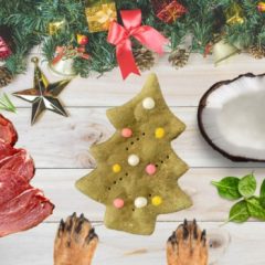   Hov-Hov Karácsonyfa kézműves marhahúsos-spenótos kutyakeksz 12 cm